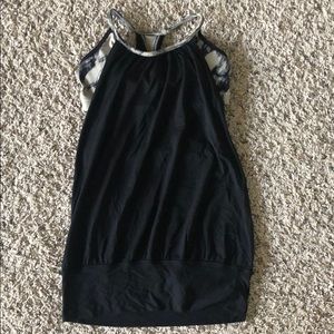 Used Lululemon workout tank black sz 4